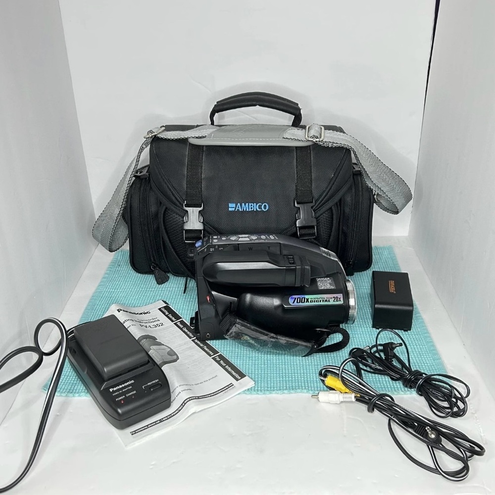 Panasonic Palmcorder PV-L352 VHS-C Analog Camcorder And Accessories Ghost Hunter